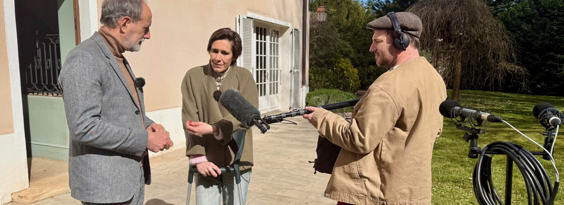 Scène tournage podcast du répit pour les aidants